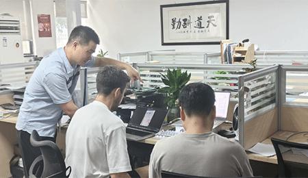海外市場拓展丨烏茲別克斯坦客商前來參觀